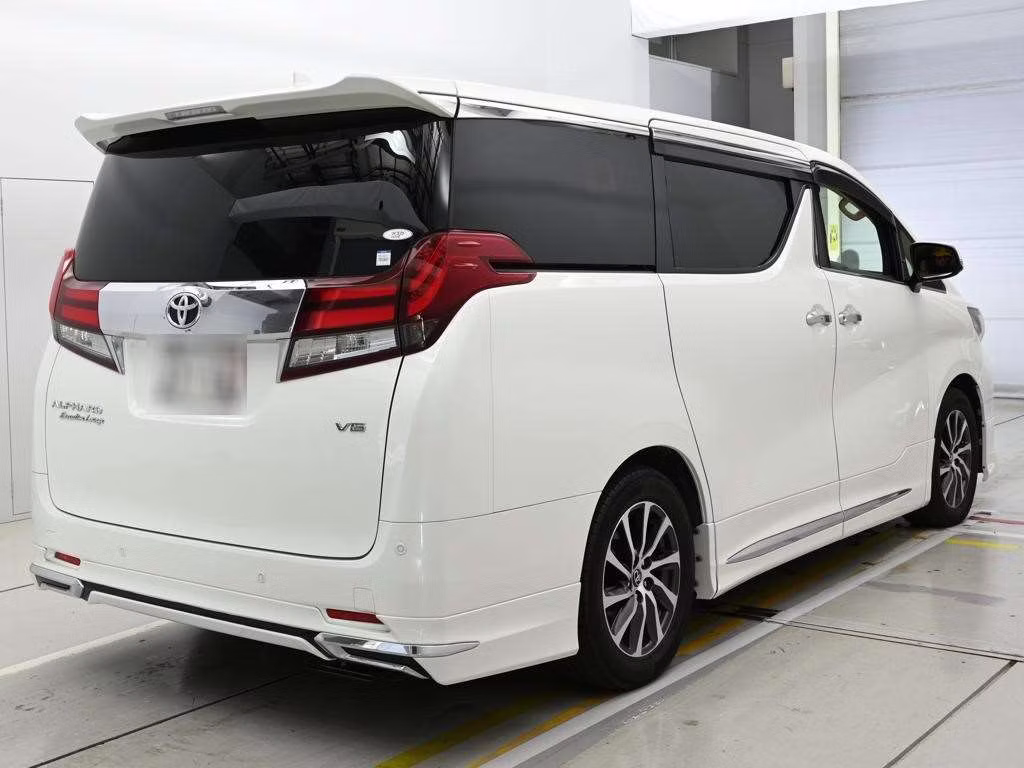 TOYOTA ALPHARD