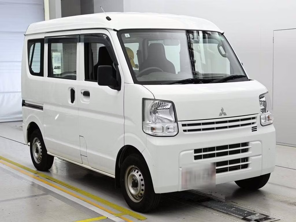 MITSUBISHI MINICAB