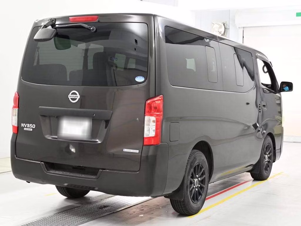 NISSAN NV350 CARAVAN