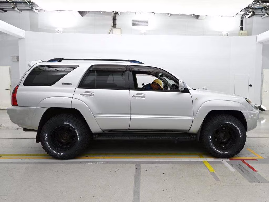 TOYOTA HILUX SURF