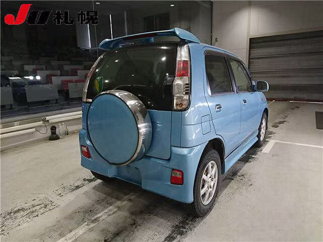 DAIHATSU TERIOS KID