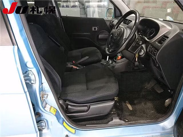 DAIHATSU TERIOS KID