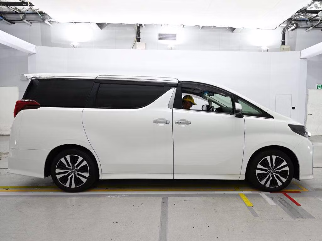 TOYOTA ALPHARD