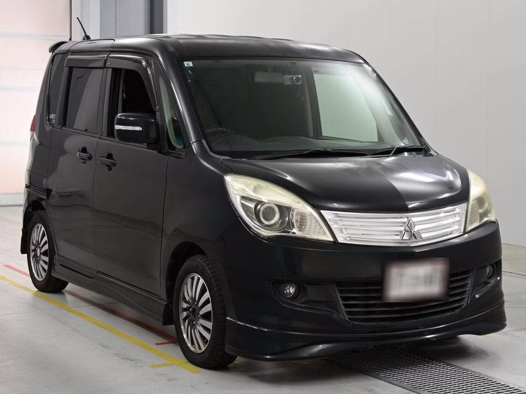 MITSUBISHI DELICA D:2