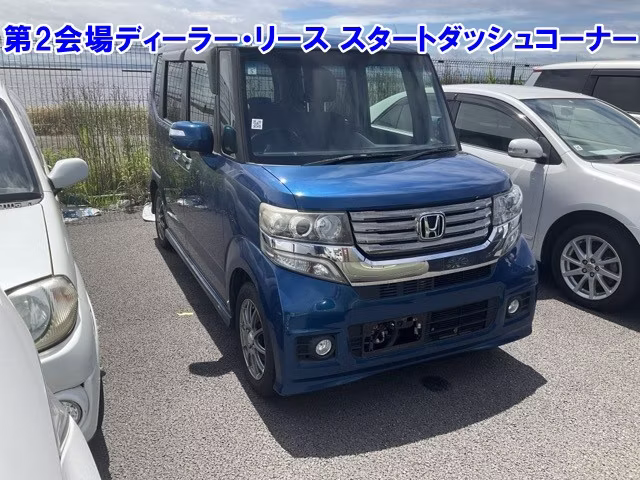 HONDA N-BOX