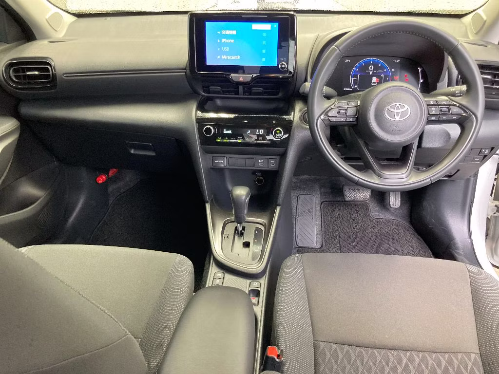TOYOTA YARIS CROSS