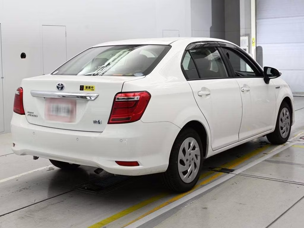 TOYOTA COROLLA AXIO