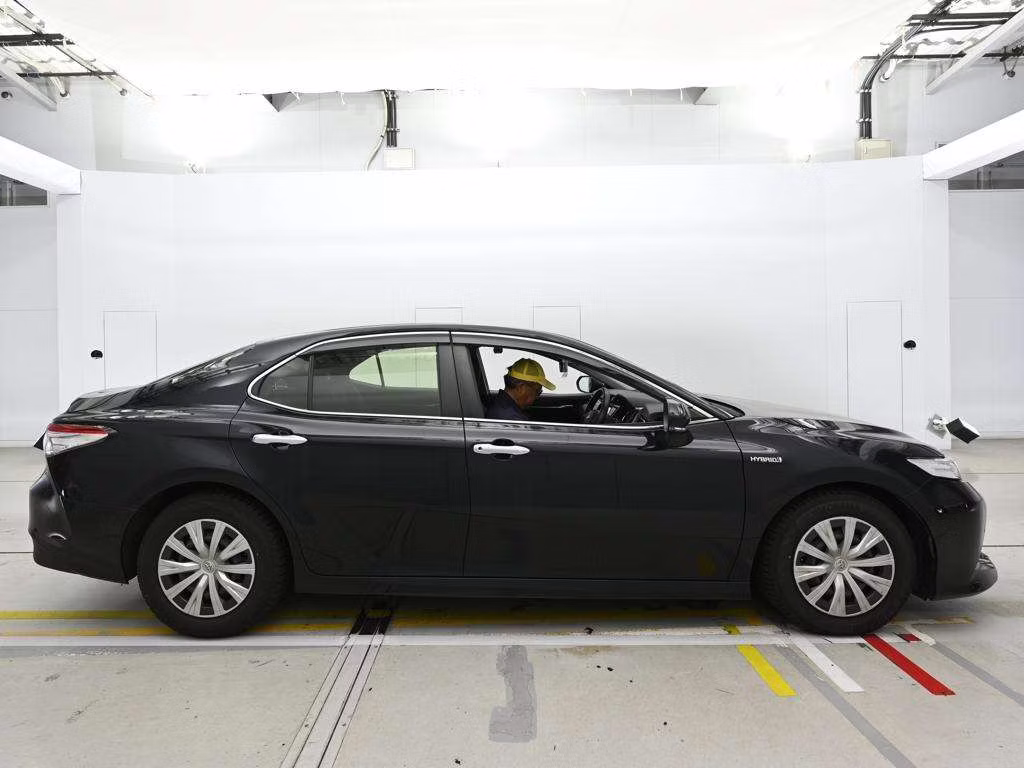 TOYOTA CAMRY