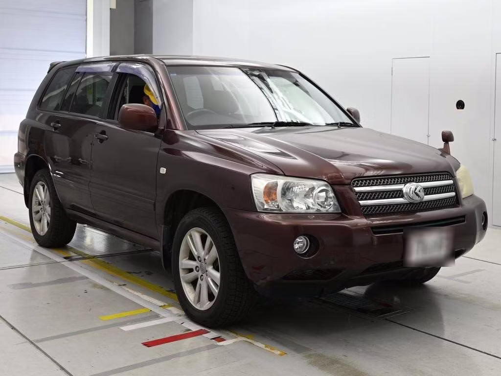 TOYOTA KLUGER V