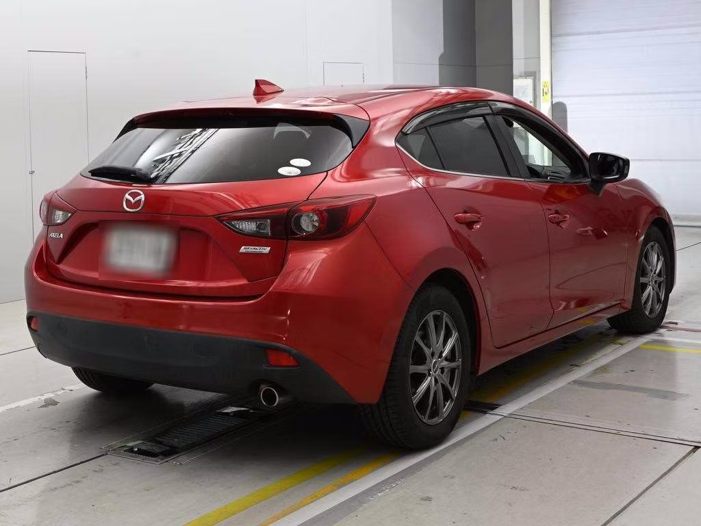 MAZDA AXELA