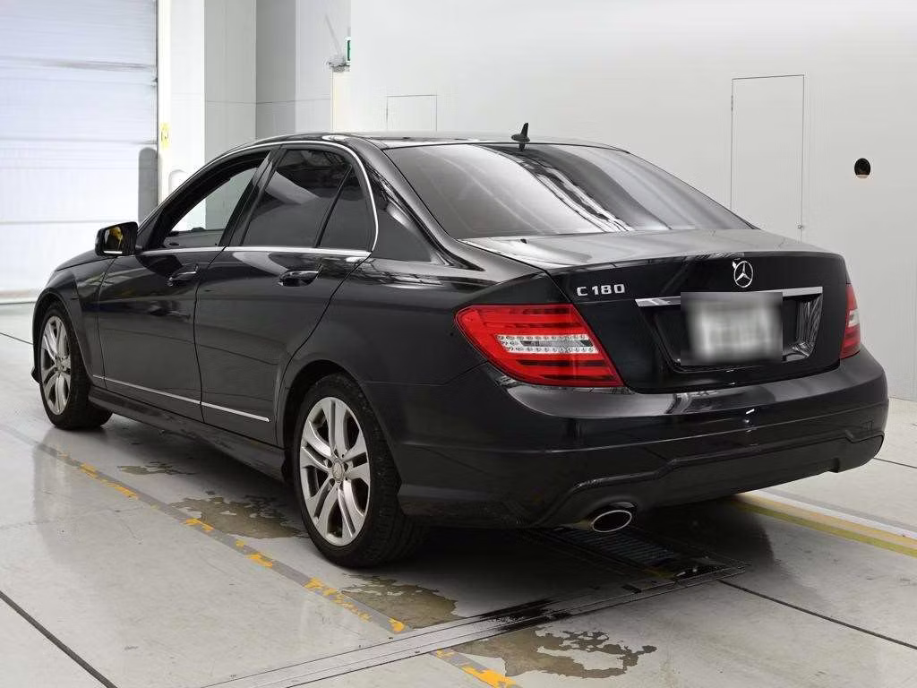 MERCEDES-BENZ C-CLASS