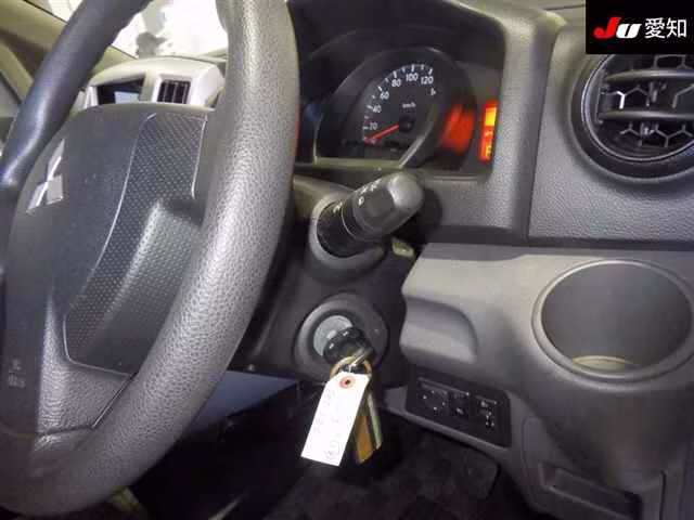 MITSUBISHI DELICA D:3