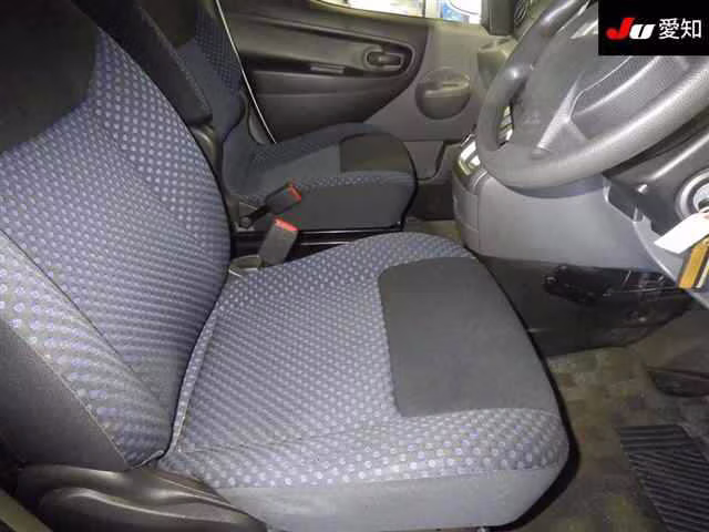 MITSUBISHI DELICA D:3