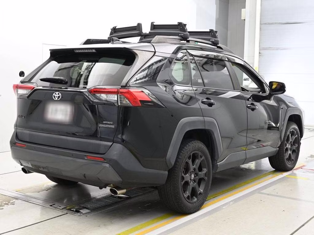 TOYOTA RAV4