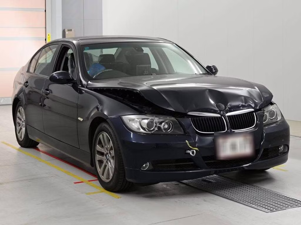 BMW 3-SERIES