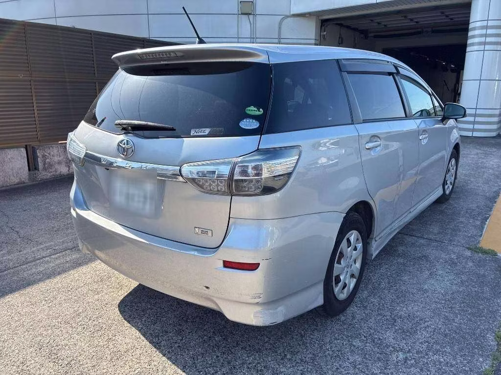 TOYOTA WISH