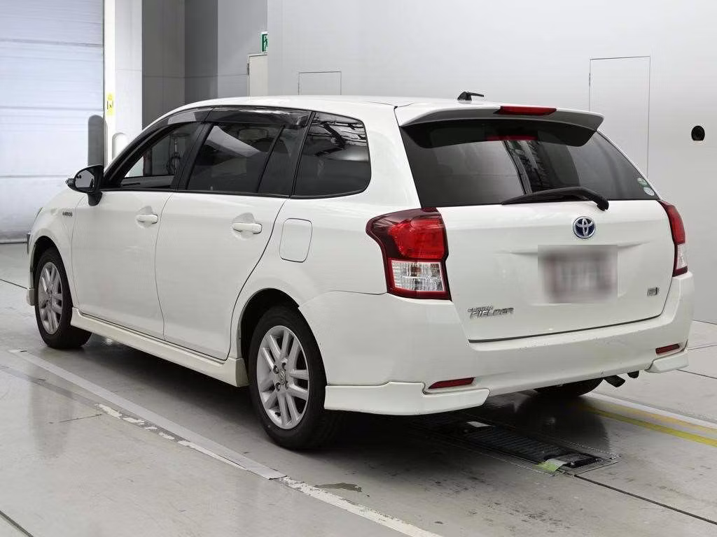 TOYOTA COROLLA FIELDER