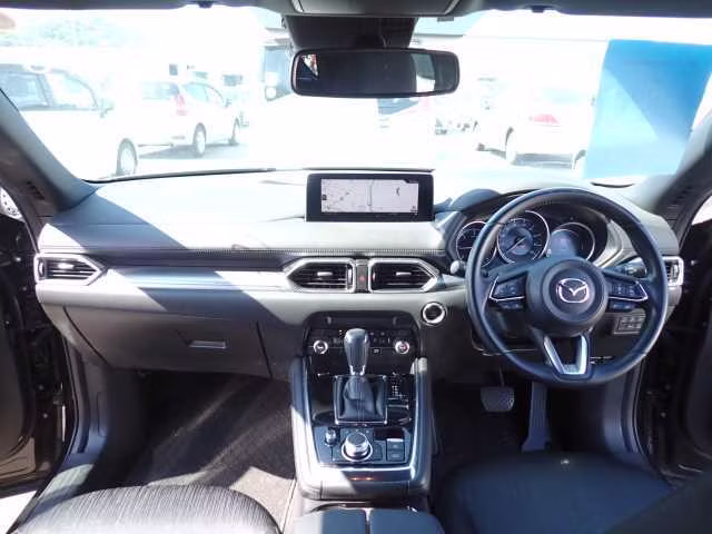 MAZDA CX-8