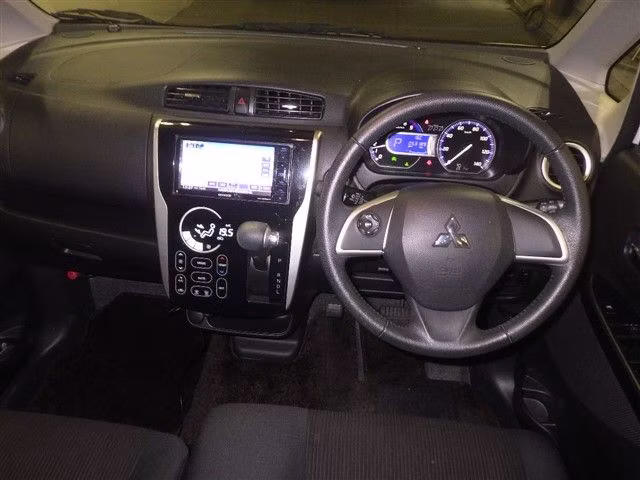 MITSUBISHI EK CUSTOM