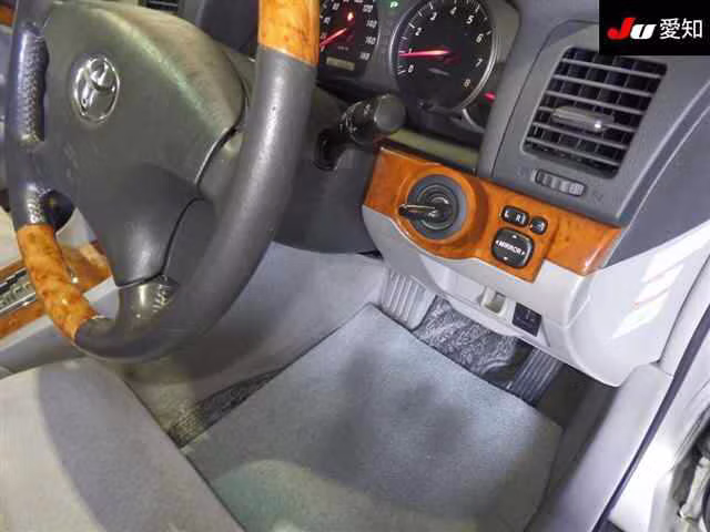 TOYOTA MARK II