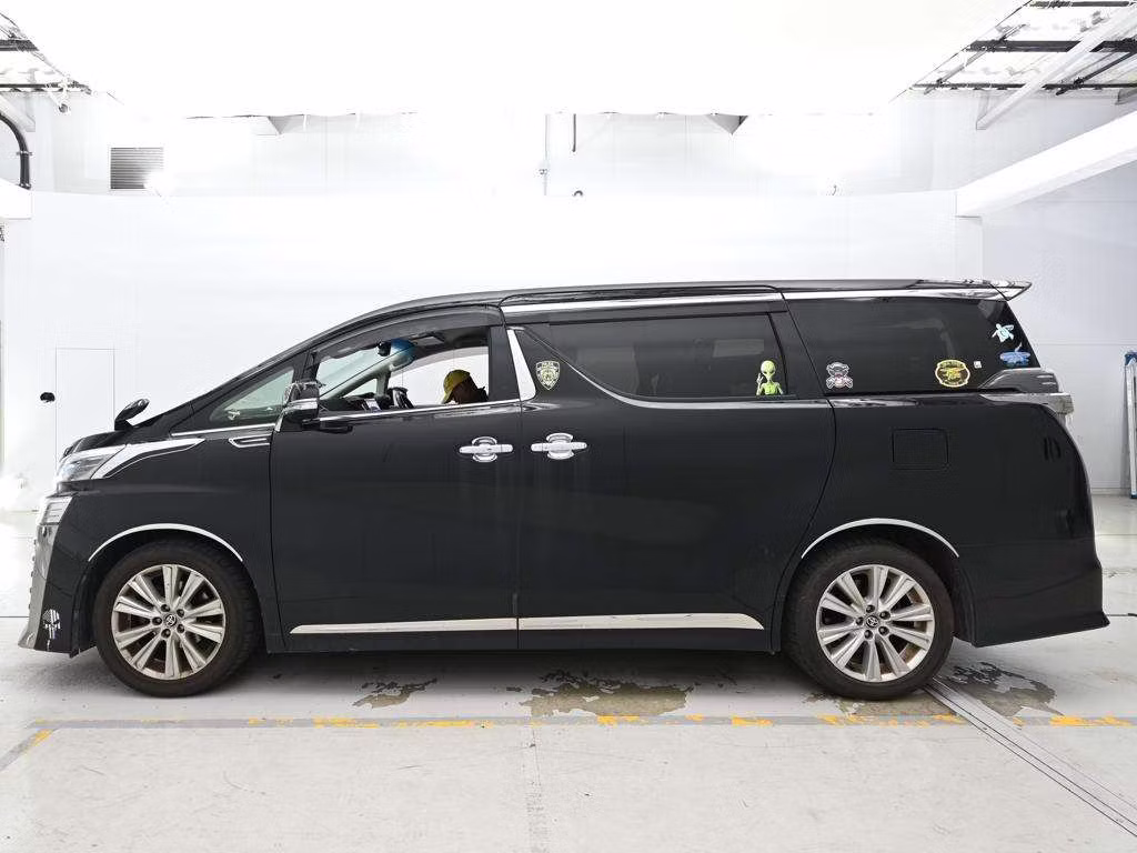 TOYOTA VELLFIRE