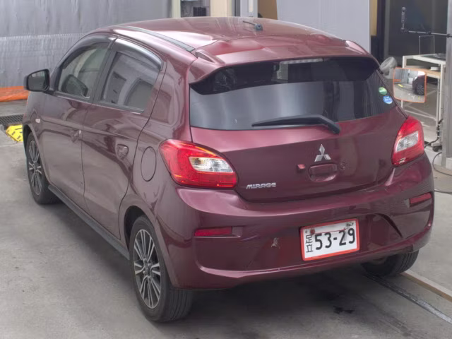 MITSUBISHI MIRAGE