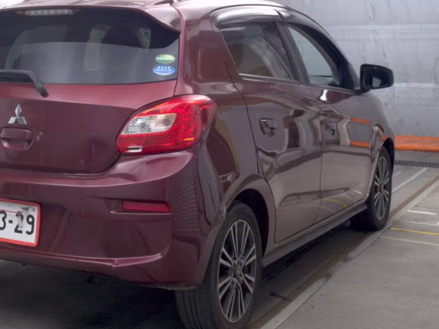 MITSUBISHI MIRAGE