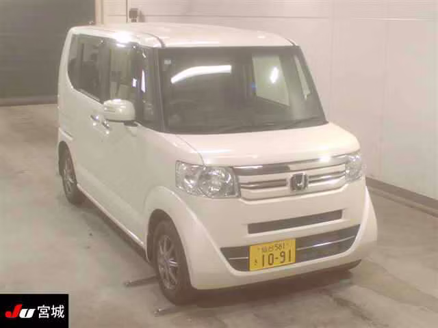 HONDA N-BOX