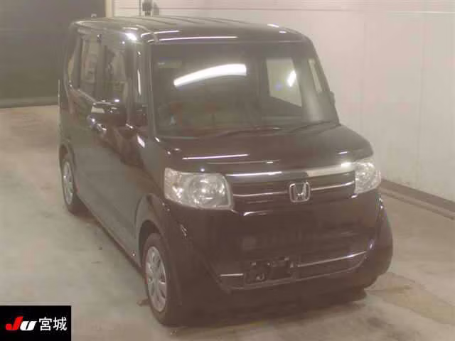 HONDA N-BOX