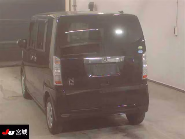 HONDA N-BOX