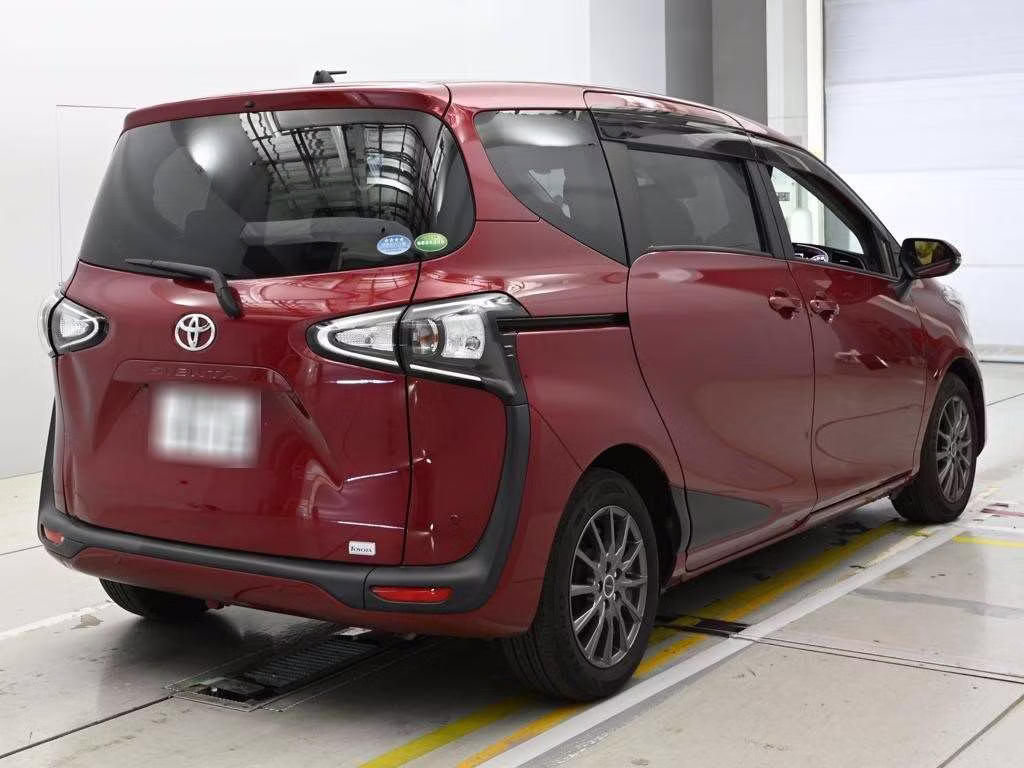 TOYOTA SIENTA