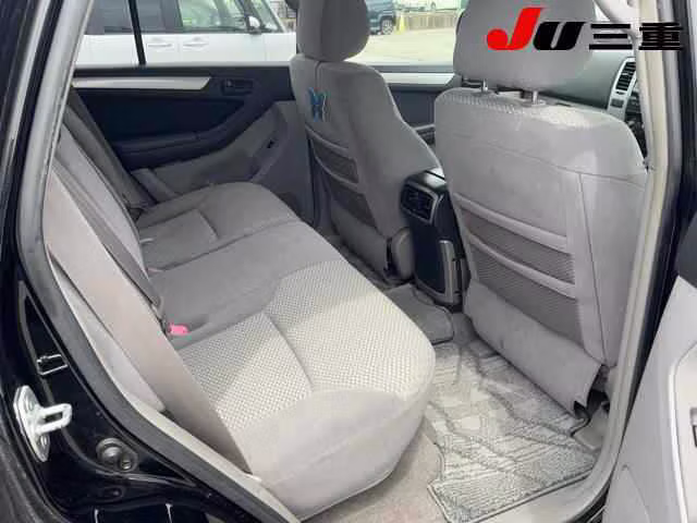 TOYOTA HILUX SURF