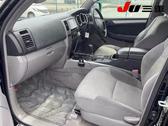 TOYOTA HILUX SURF