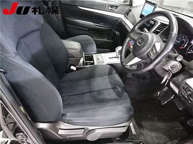 SUBARU LEGACY