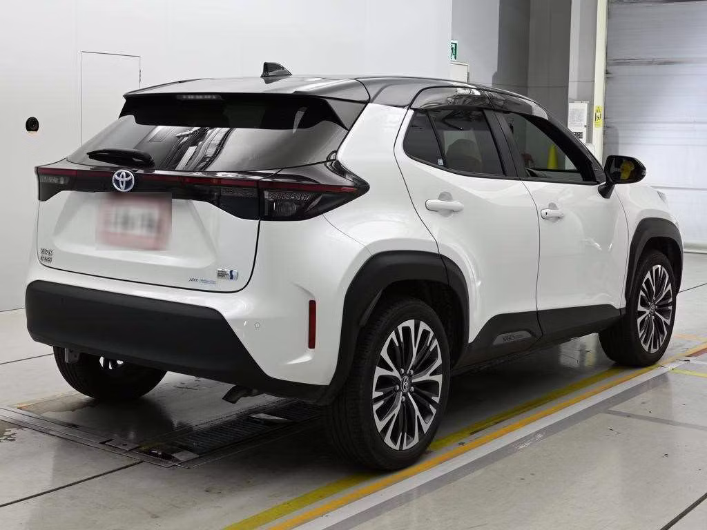 TOYOTA YARIS CROSS
