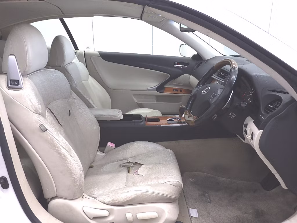 LEXUS IS250