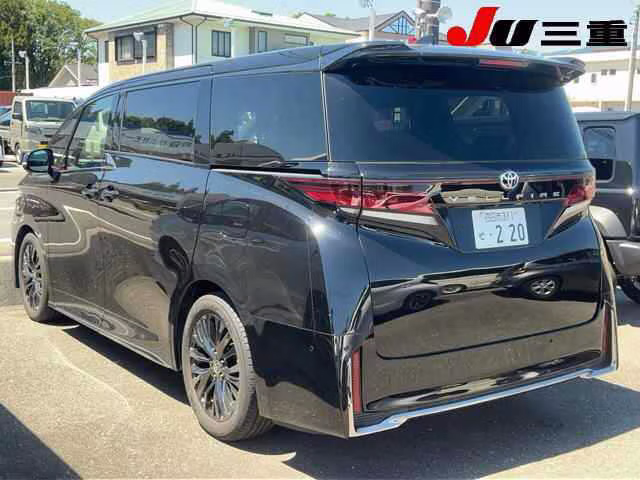 TOYOTA VELLFIRE