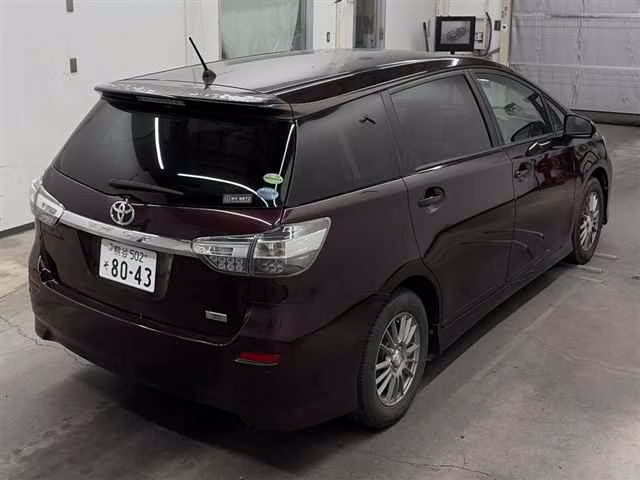 TOYOTA WISH