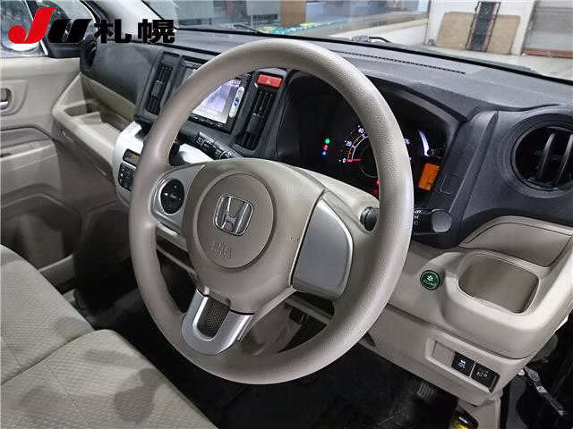 HONDA N-WGN