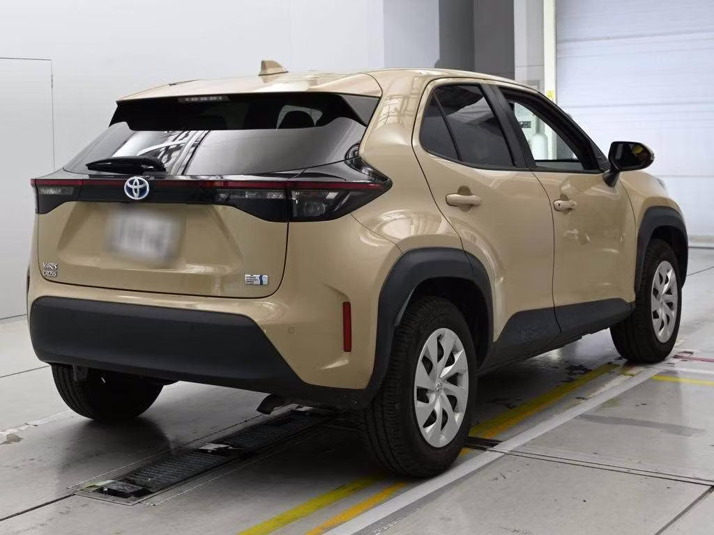 TOYOTA YARIS CROSS