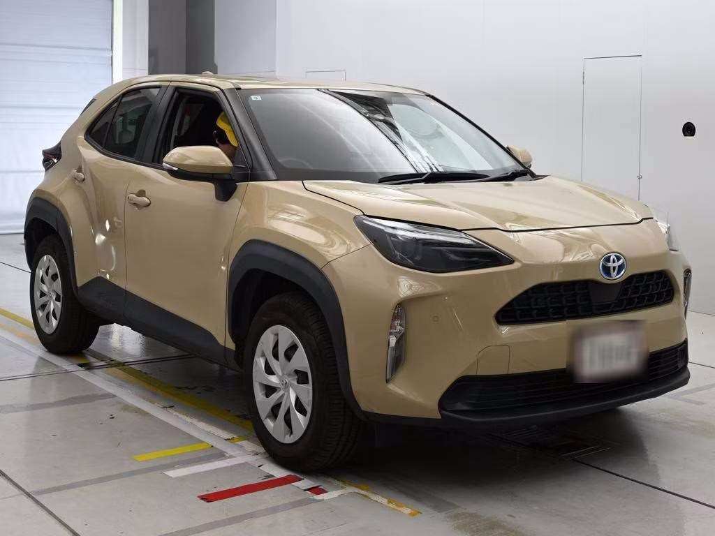 TOYOTA YARIS CROSS