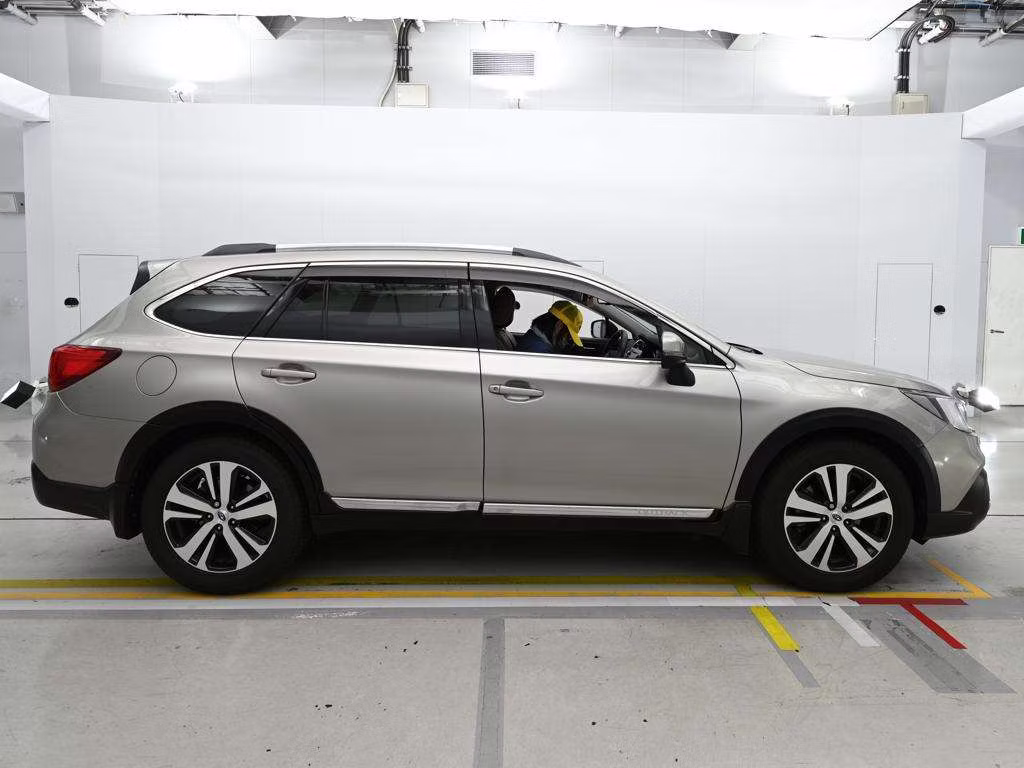 SUBARU OUTBACK