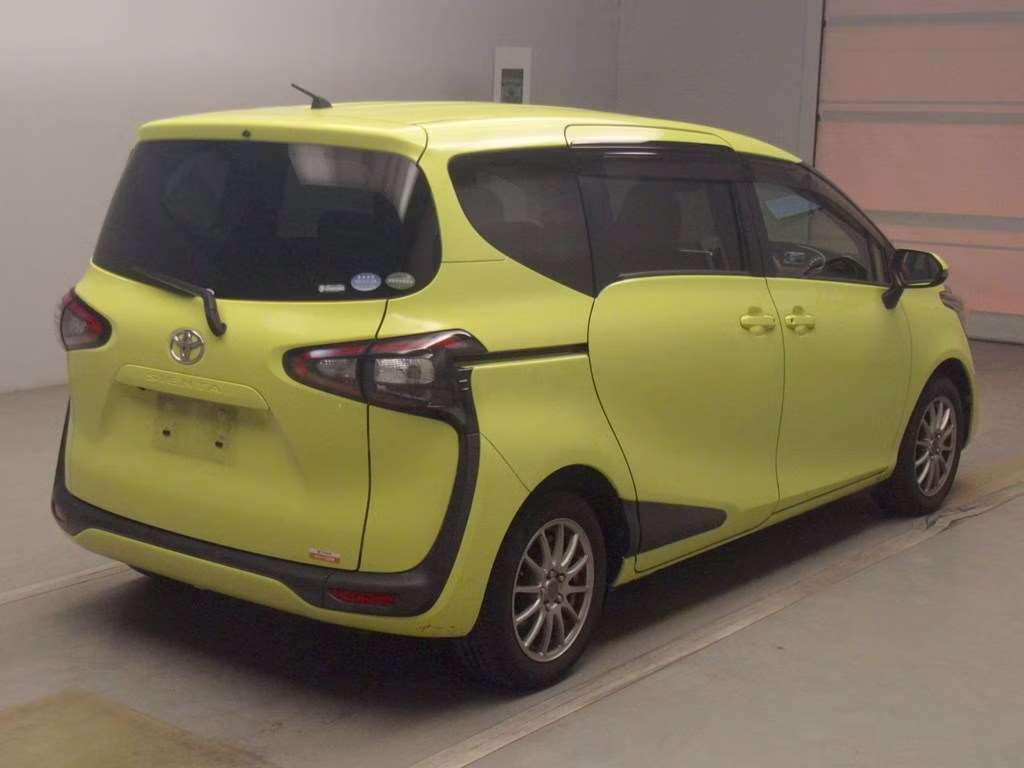 TOYOTA SIENTA