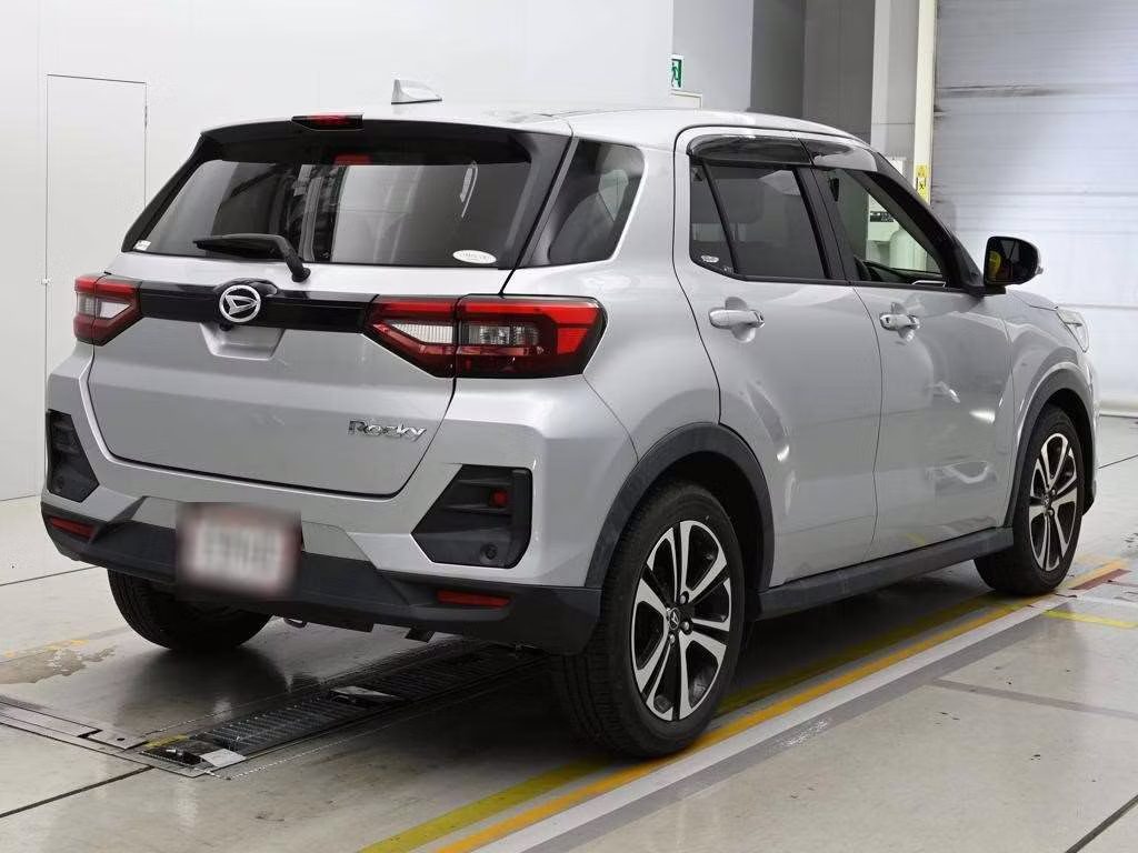 DAIHATSU ROCKY
