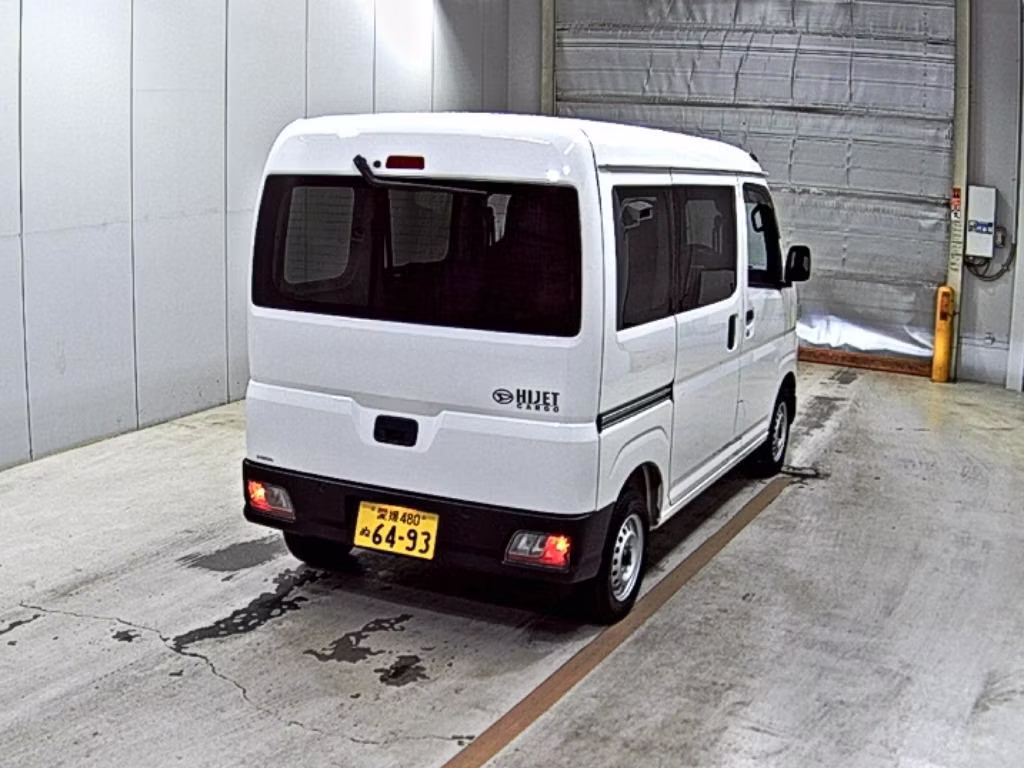 DAIHATSU ATRAI