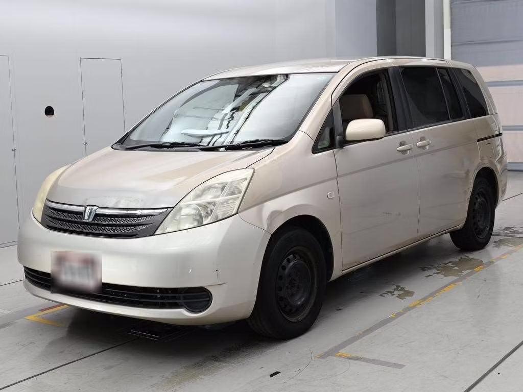 TOYOTA ISIS