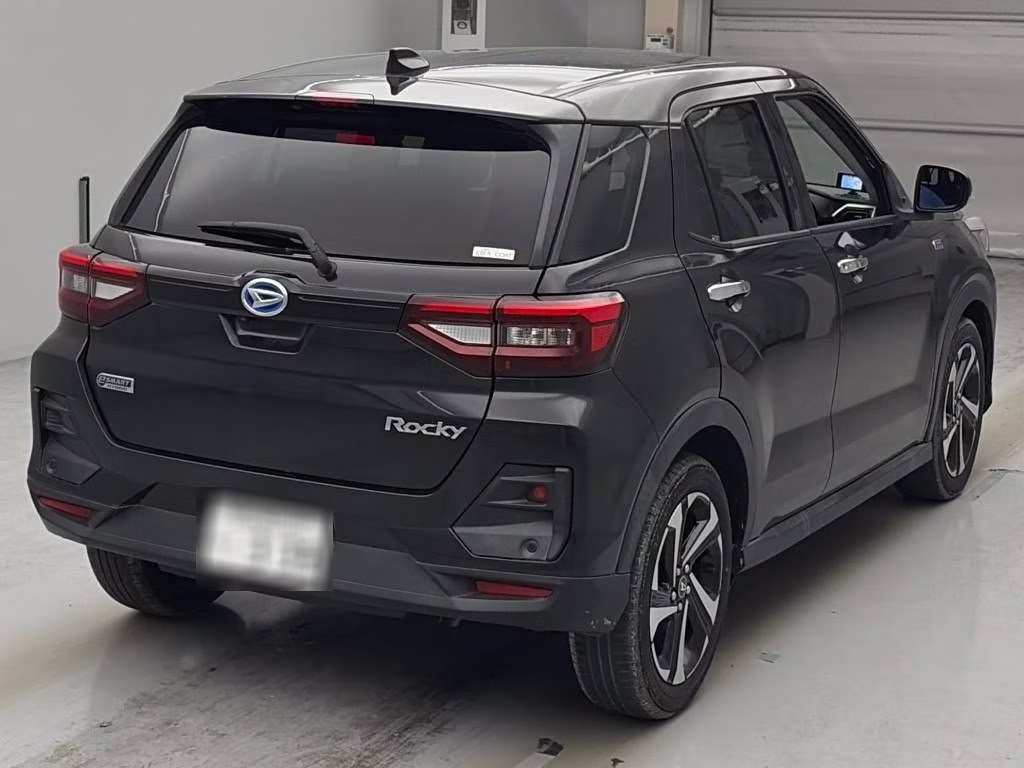 DAIHATSU ROCKY