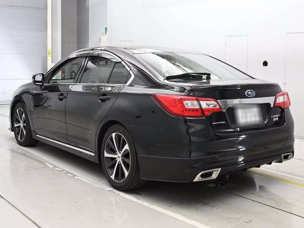 SUBARU LEGACY B4