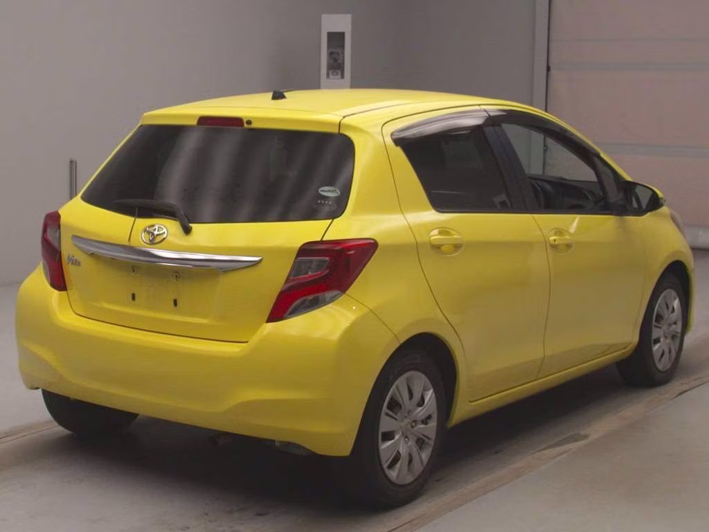 TOYOTA VITZ