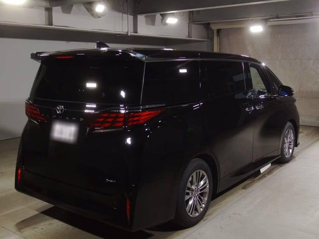 TOYOTA ALPHARD